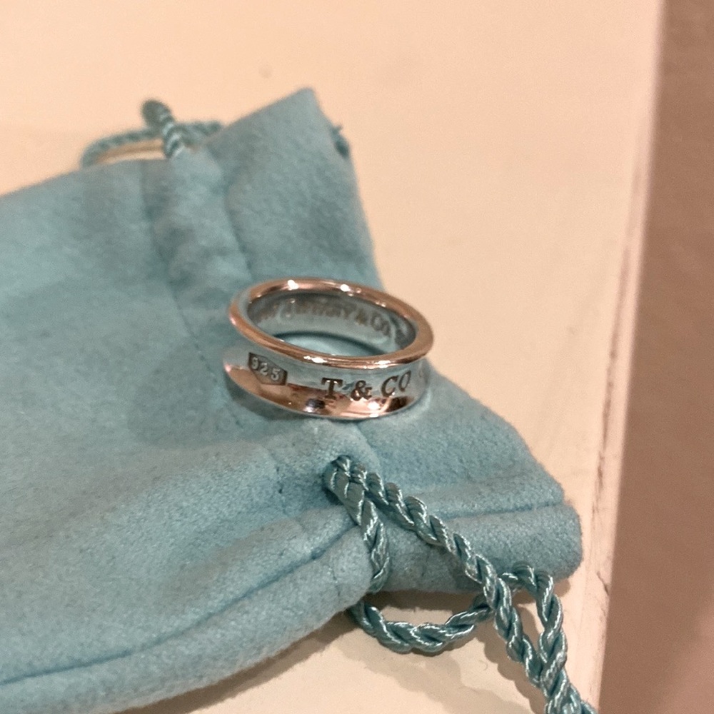 Authentic Tiffany 1837 Ring 7.5